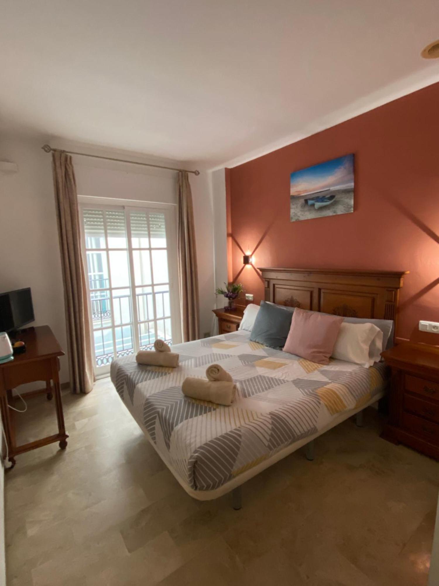 Montys Ostello Nerja